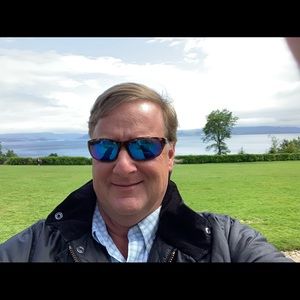 Meet your Posher, Chris